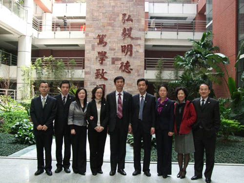 暨南大学2010级EMBA班开学典礼顺利举行